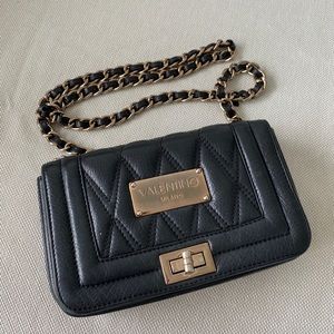 Beautiful Valentino handbag